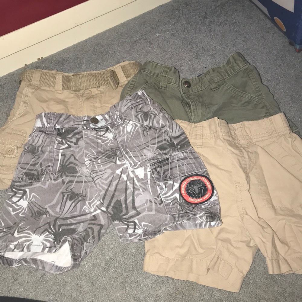 Boys size 2T shorts lot cargo Spider-Man